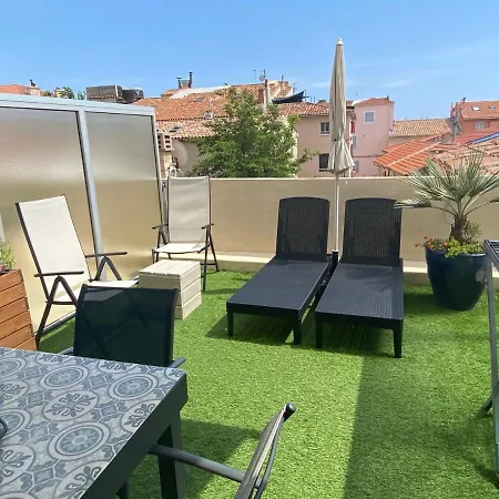 Au Coeur De T2 Climatise Avec Terrasse Et Garage Apartment *