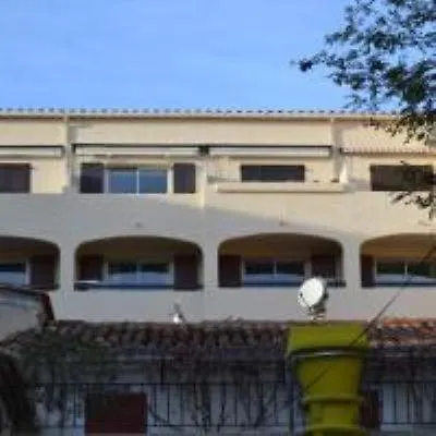 Apartment Au Coeur De T2 Climatise Avec Terrasse Et Garage *